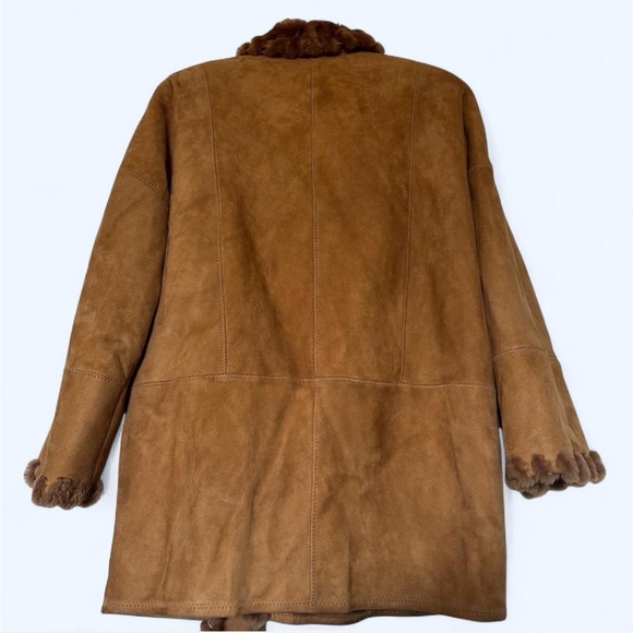 🌟AMAZING FAUX FUR JACKET!🌟 - Picture 2 of 5